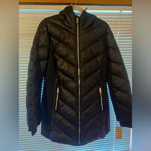 Retails for $250, asking $100.

Never worn, tags attached.